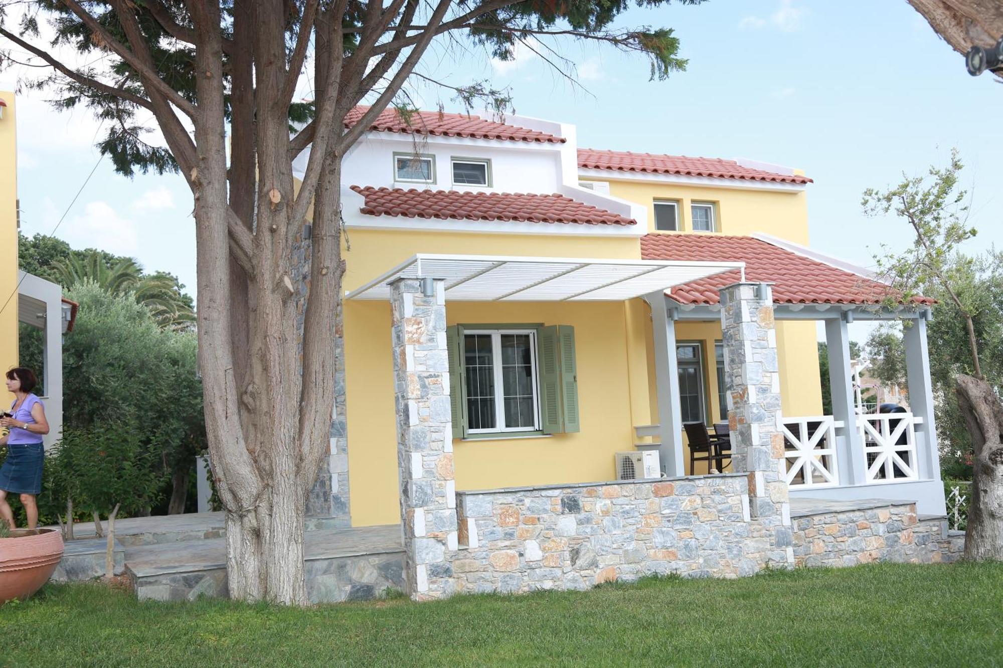 Sea Sun Aparthotel Plomari Quarto foto
