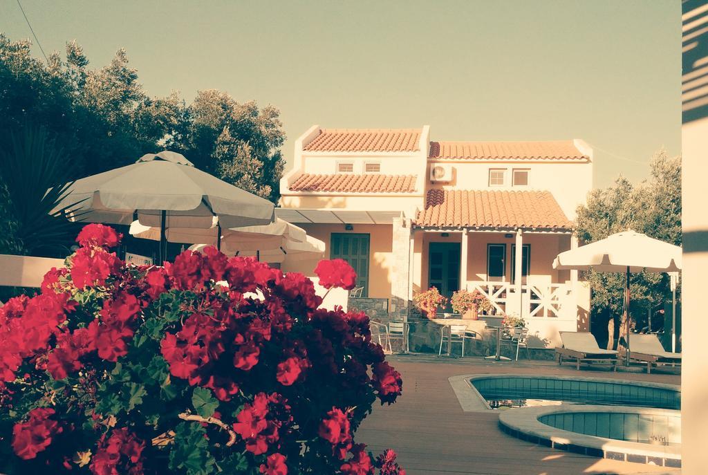 Sea Sun Aparthotel Plomari Exterior foto